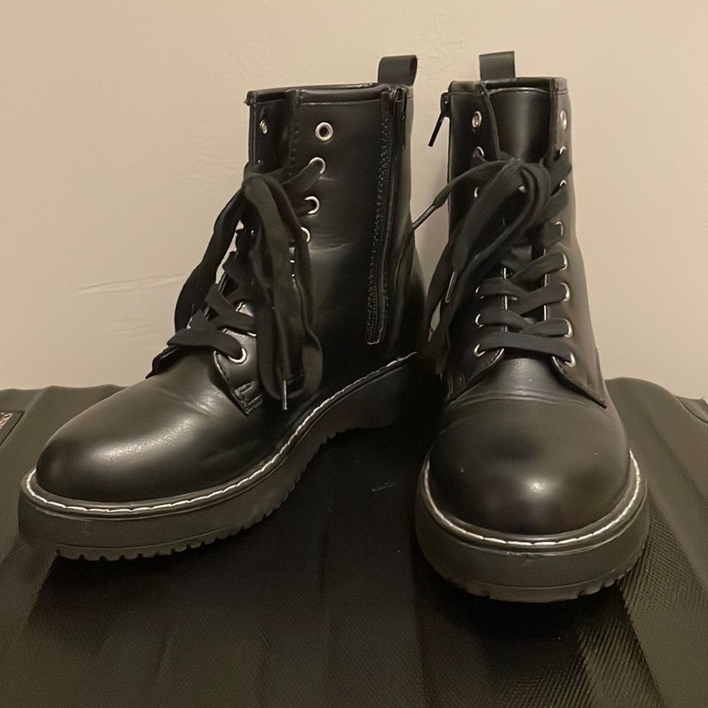 Madden Girl by Steve Madden white stitch combat boots
